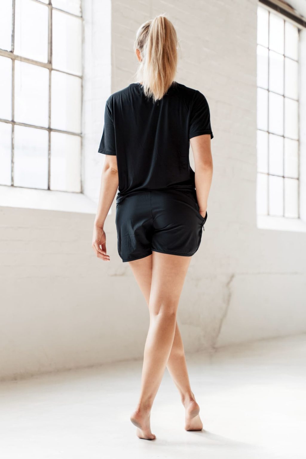 Athlecia Creme Shorts, Black - Bild 10