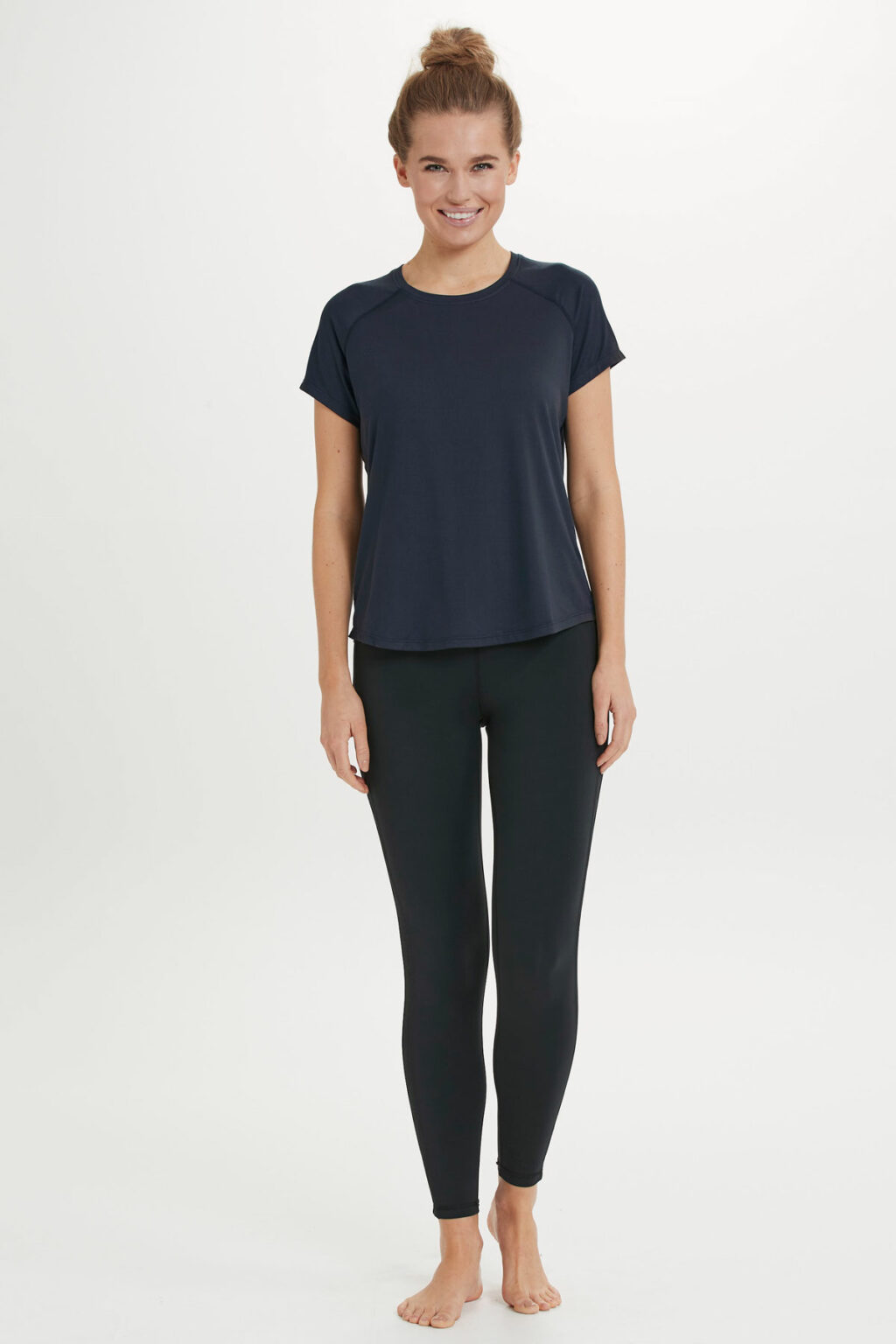 Athlecia Gaina Super Soft T-shirt, Dark Sapphire - Bild 3
