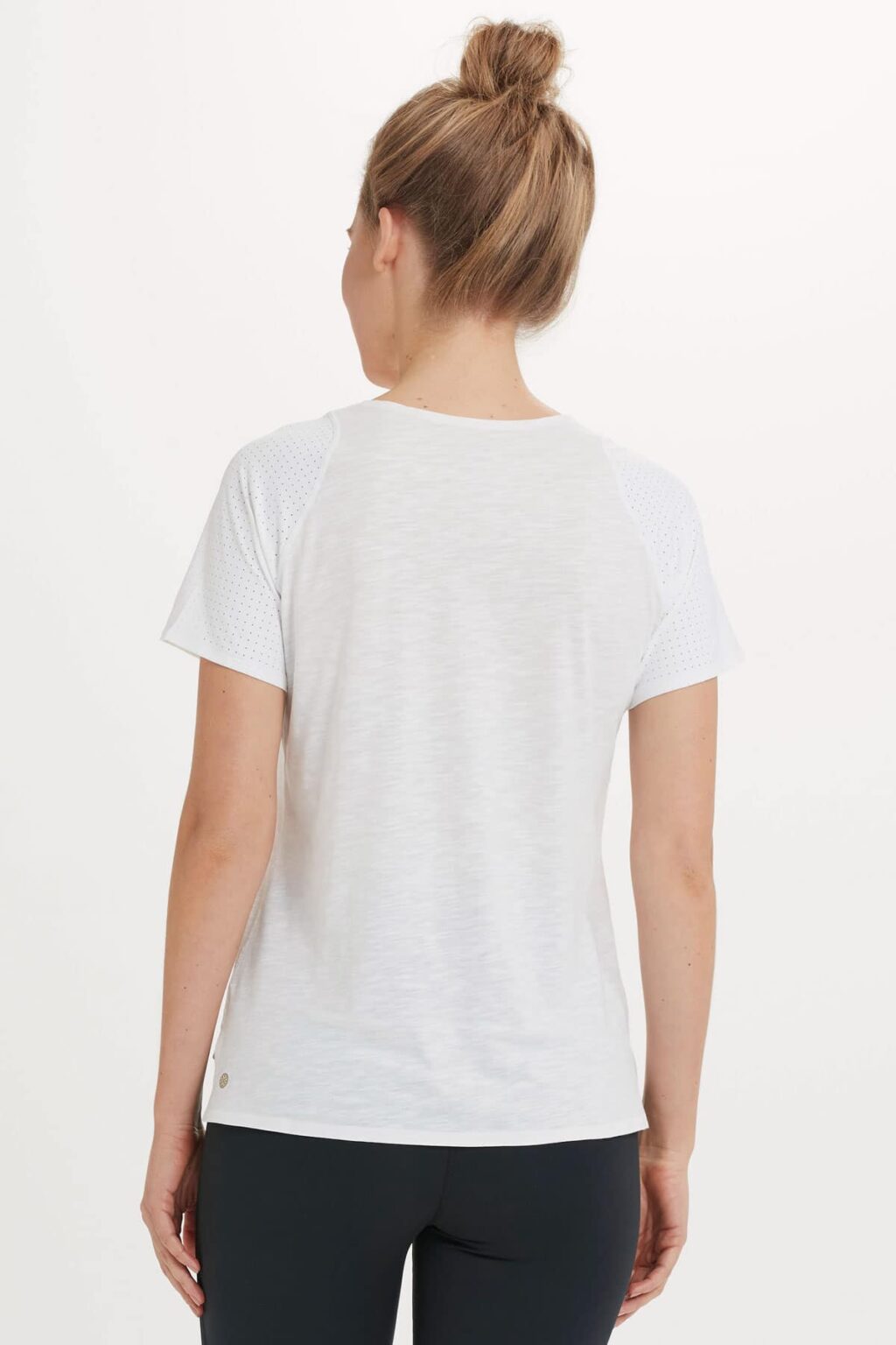 Athlecia Dakia T-Shirt w Lasercut Mesh, White - Bild 4