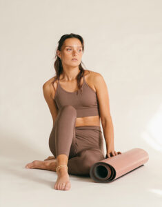 yuman_yoga_wear