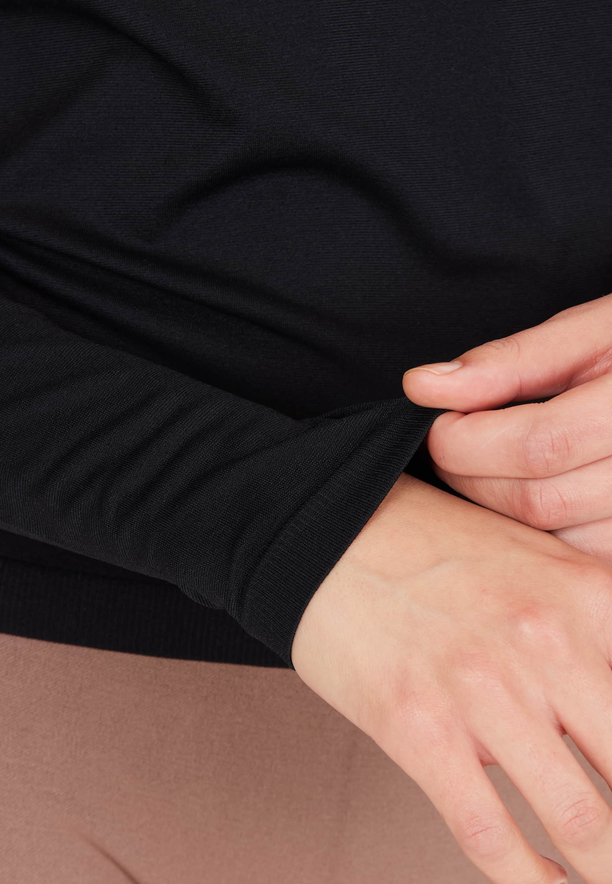 Athlecia Julee Loose Fit Long Sleeve Tee, Black - Bild 6