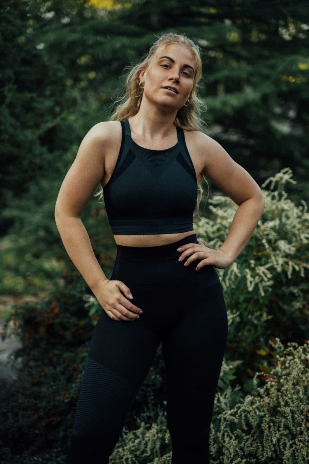 Athlecia Semaran Sports Bra, Black