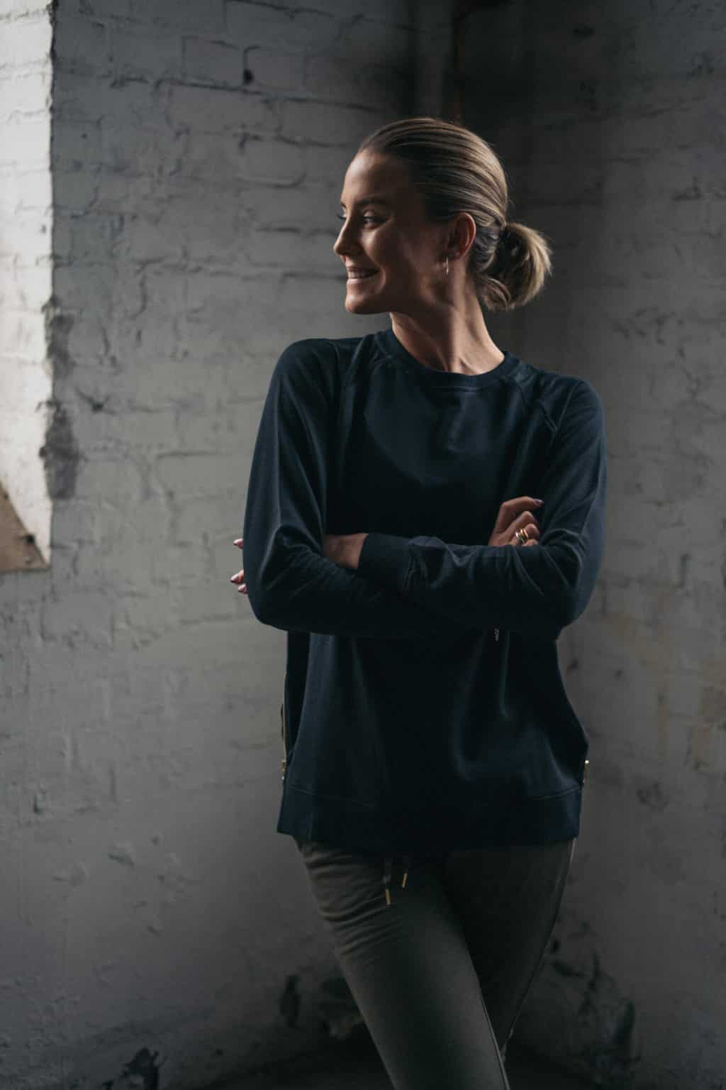 Athlecia Rizzy Sweatshirt, Black - Image 11