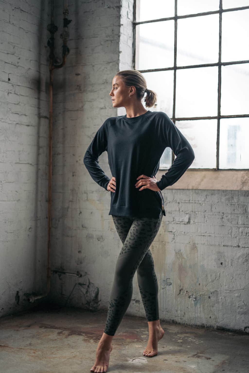 Athlecia Rizzy Sweatshirt, Black - Image 3