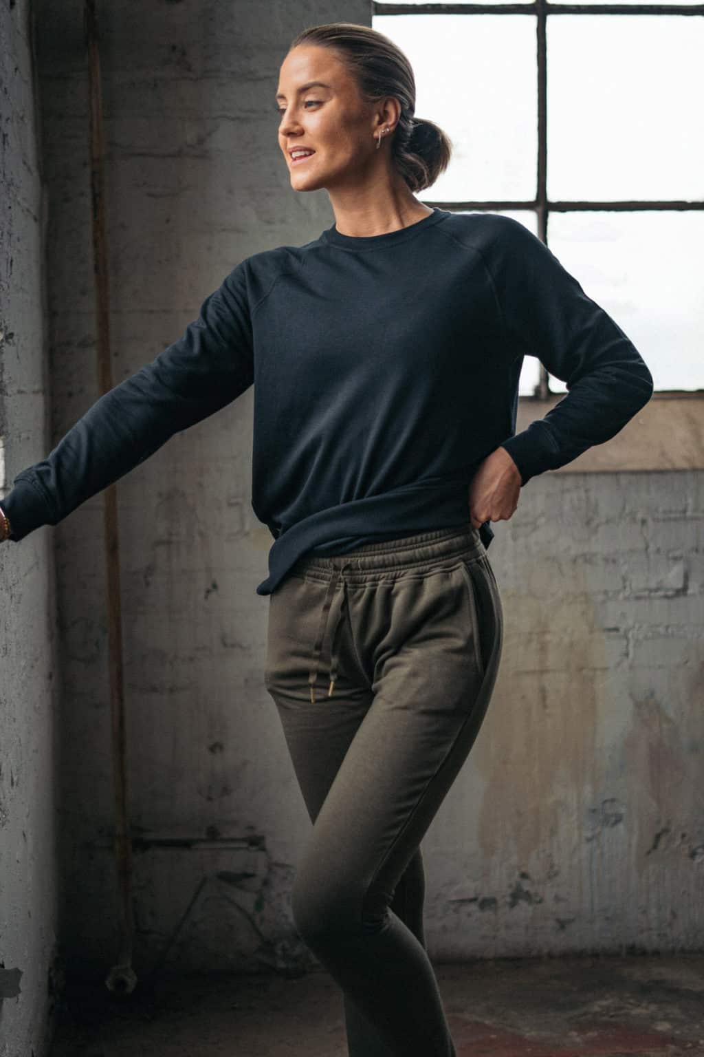 Athlecia Rizzy Sweatshirt, Black - Image 8