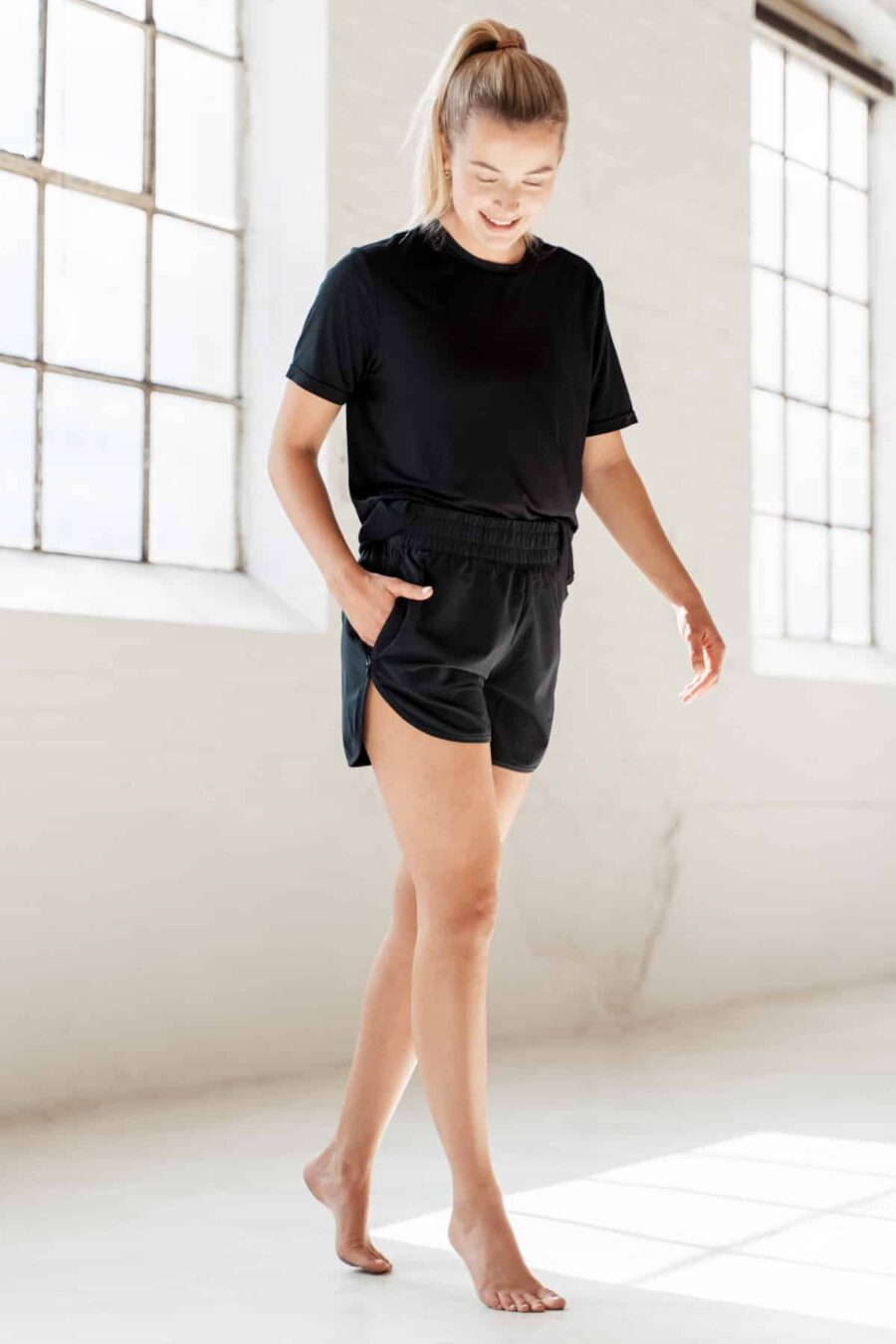 Athlecia Creme Shorts, Black - Image 7