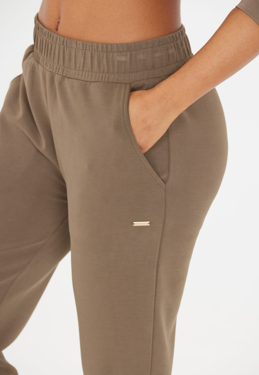 Athlecia Jillnana Women's Sweatpants, Walnut
