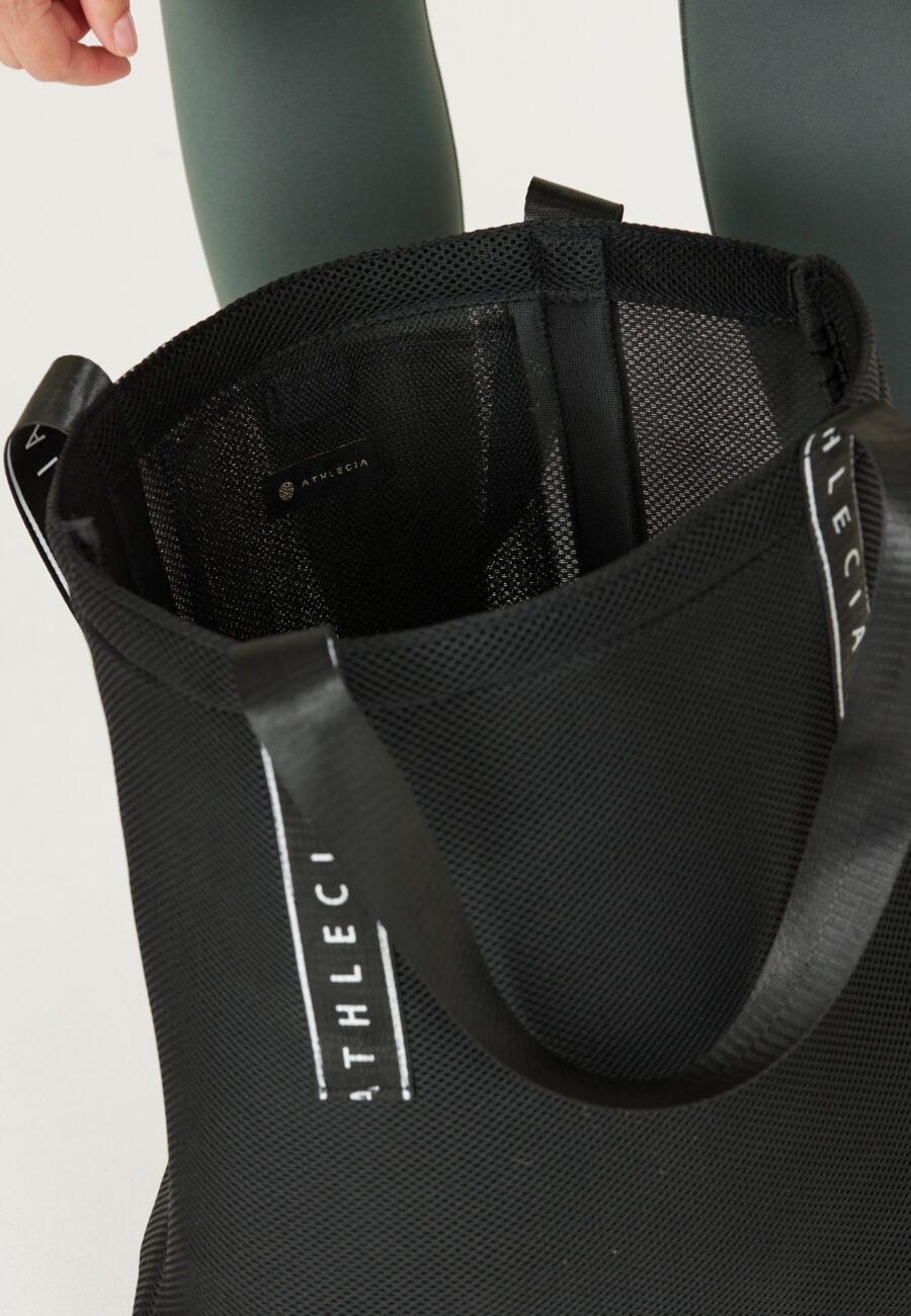 Athlecia Yarrin Multifunctional Carryall Bag, Black - Image 5