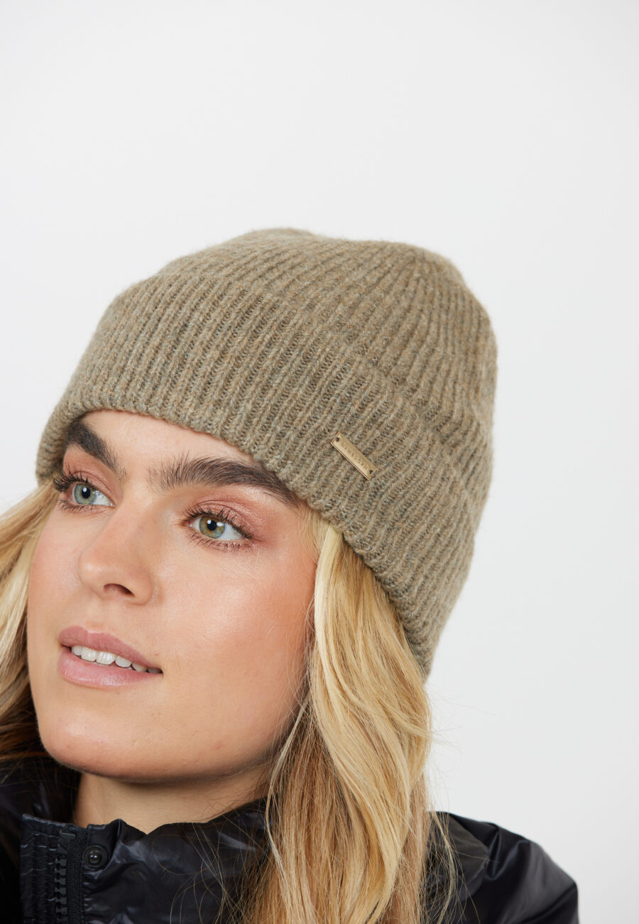 Athlecia Kotoko Warm Knit Beanie Hat, Walnut