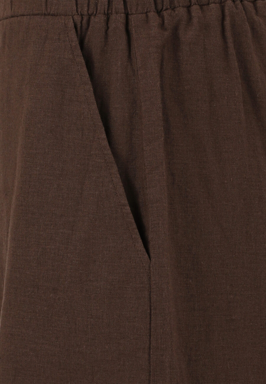 Athlecia Resort W Comfortable Linen Blend Shorts, Java - Image 4