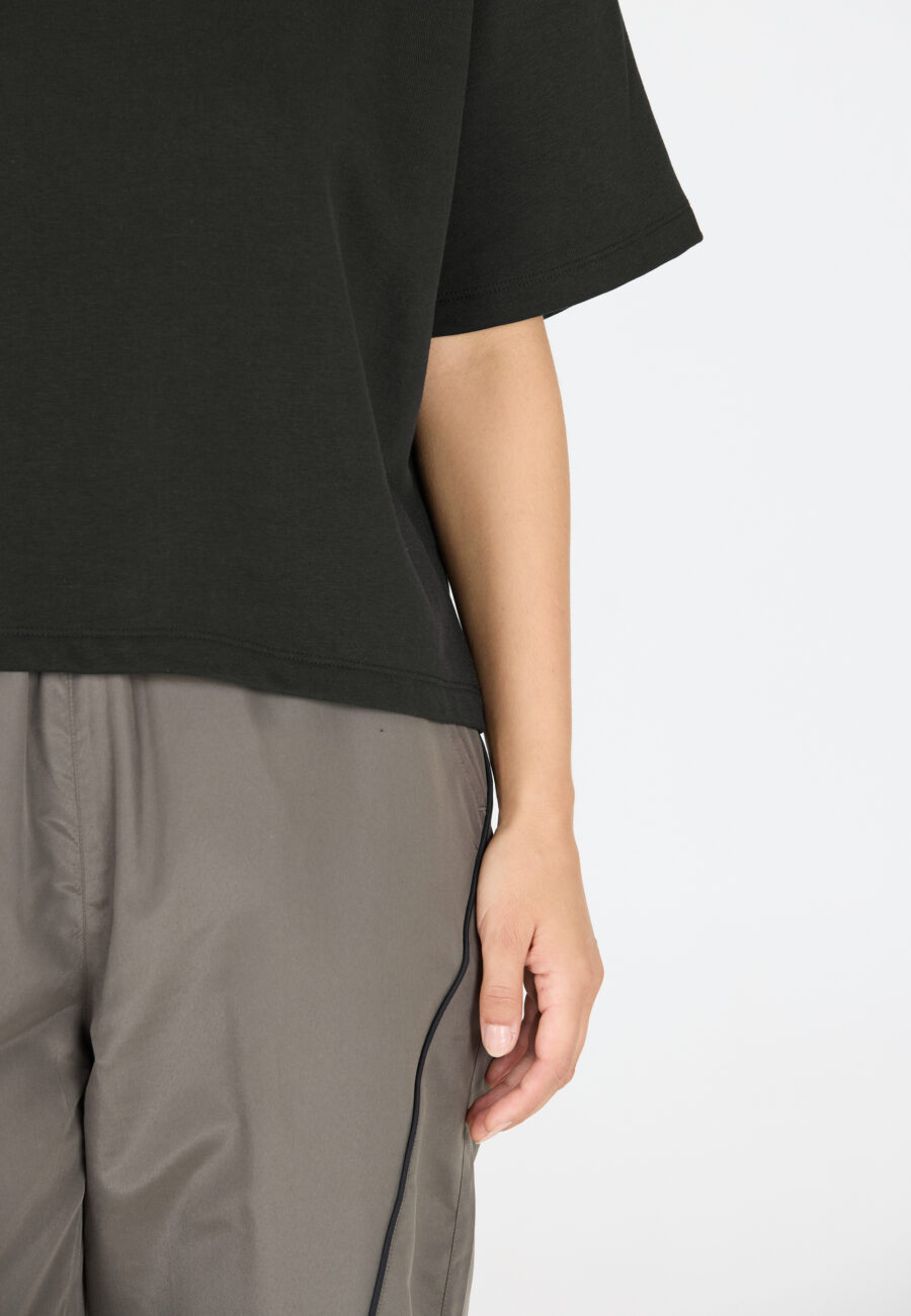 Athlecia Crecy Stylish Short Sleeve T-shirt, Black - Image 5