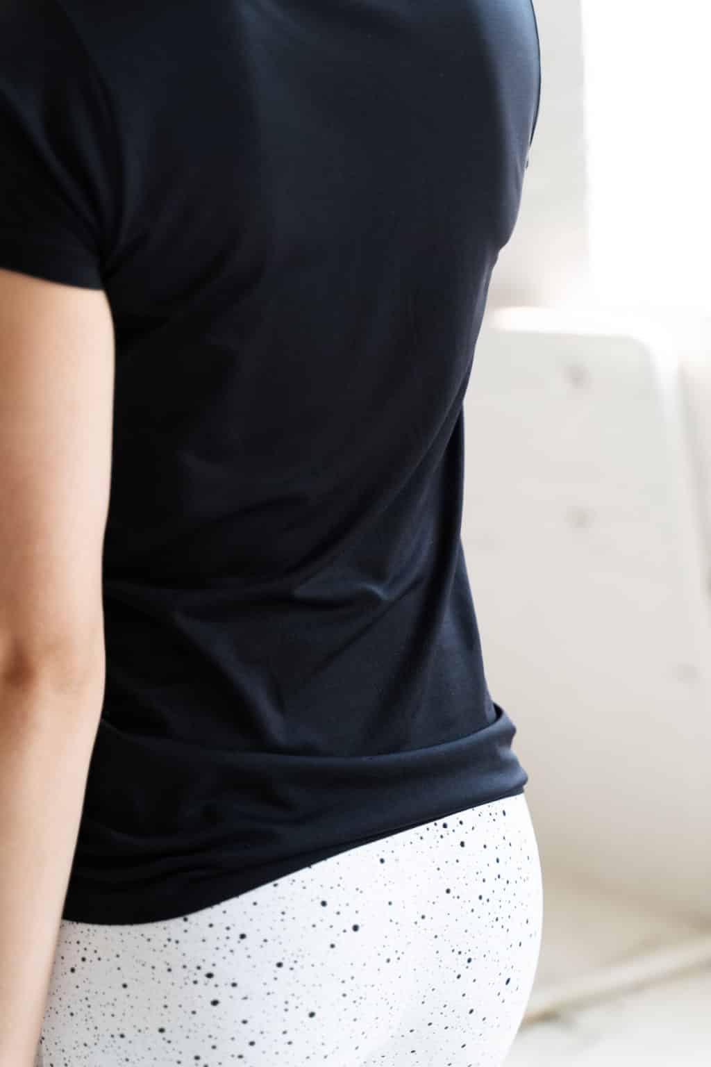 Athlecia Julee Seamless T-Shirt, Black - Image 2