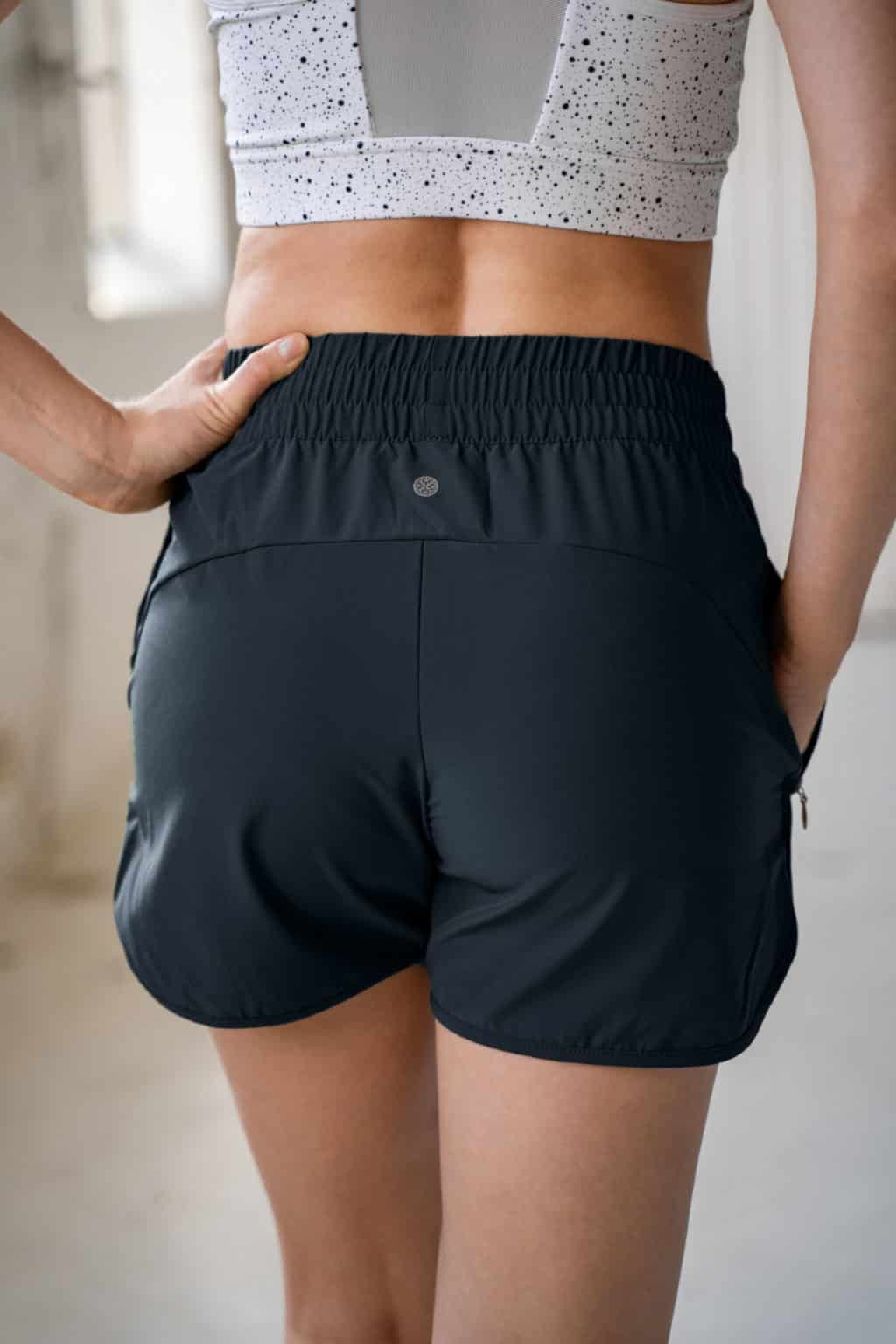 Athlecia Creme Shorts, Dark Sapphire - Image 3