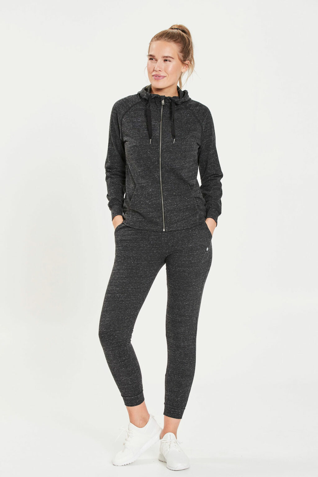 Athlecia Bloto Melange Training Pants, Black