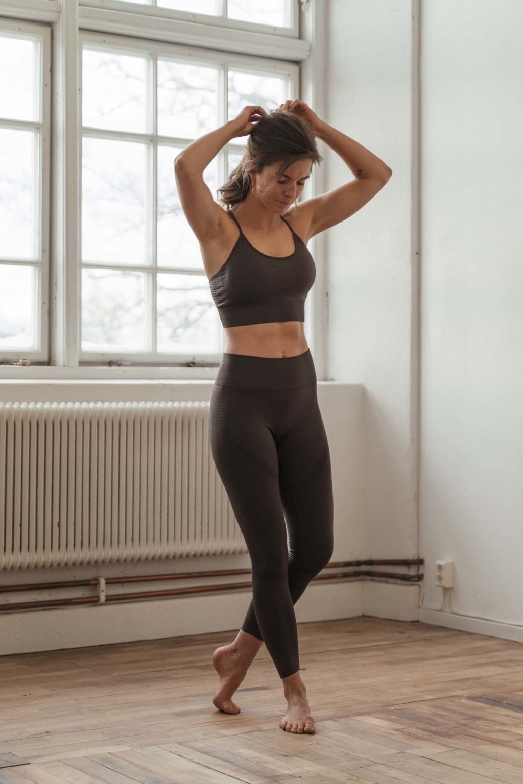 Athlecia Nagar Seamless High Waist Leggings, Deep Shale - Image 6