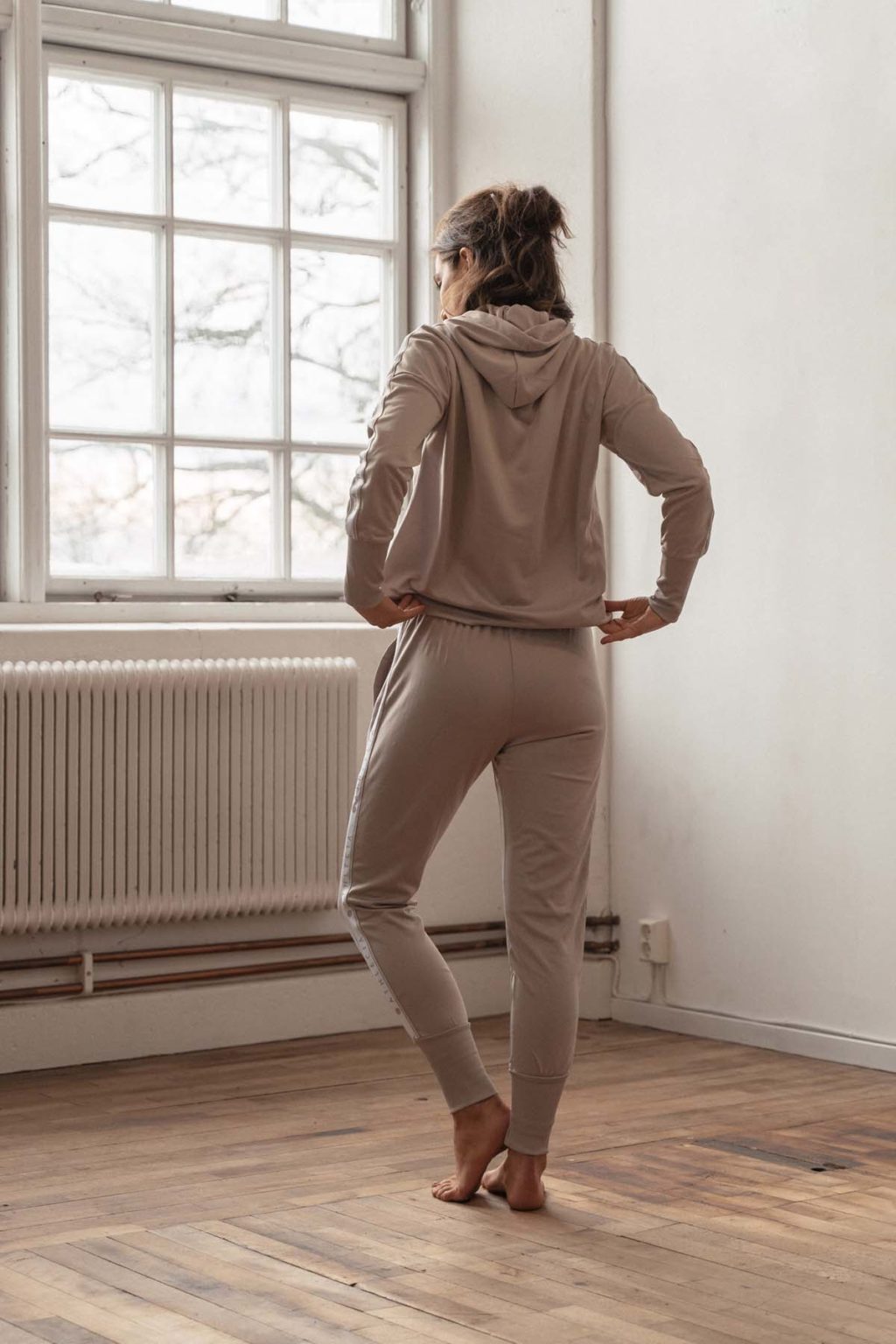 Athlecia Sella Sweatpants, Chateau Rose - Image 4