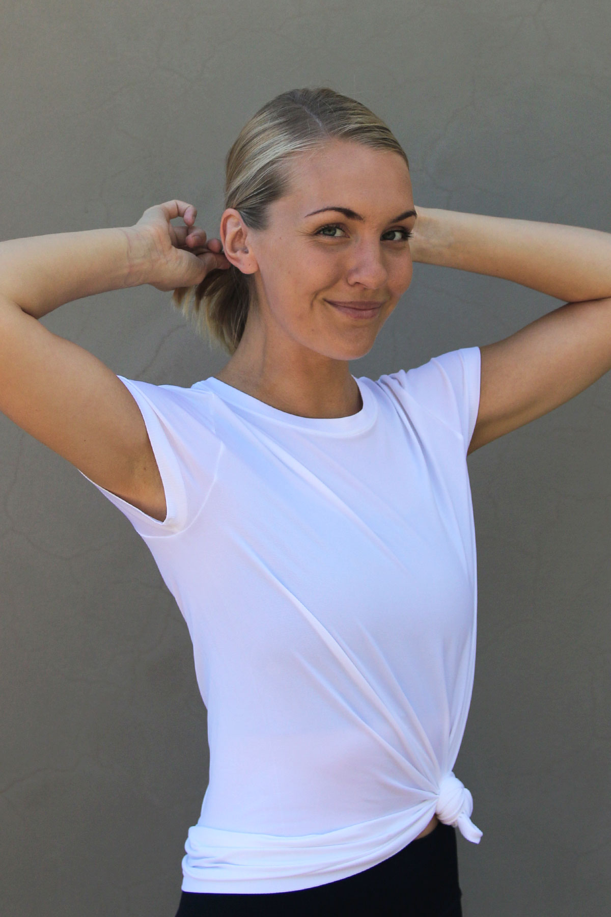 Athlecia Julee Seamless T-Shirt, White - Yuman Yoga