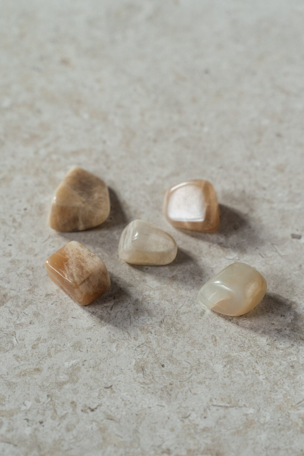 Yuman Crystal Moonstone - Image 3
