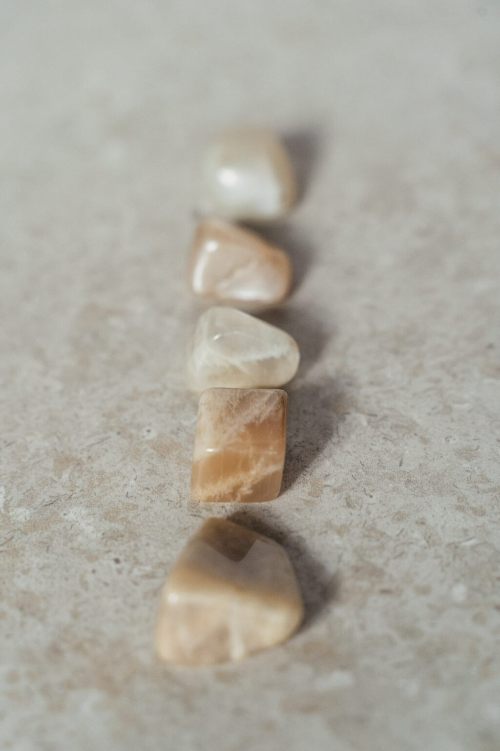 Yuman Crystal Moonstone - Image 2