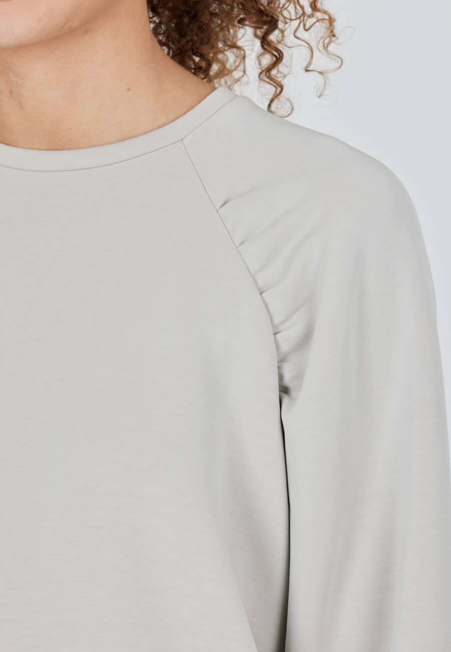 Athlecia Jillnana Balloon Sleeve Sweat, Dove - Image 5