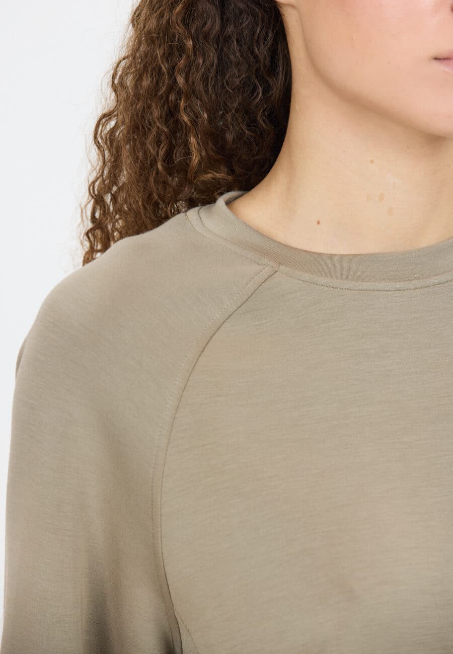 Athlecia Jacey Super Soft Sweater, Roasted Cashew - Image 5